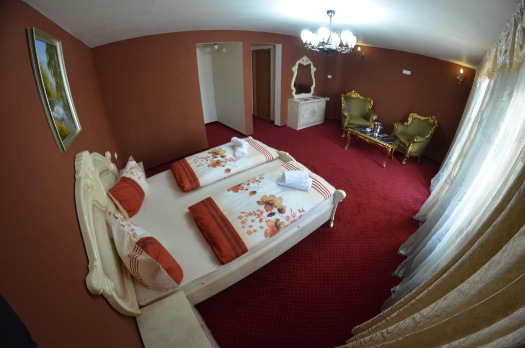 Hotel Le Baron Timisoara Exterior photo